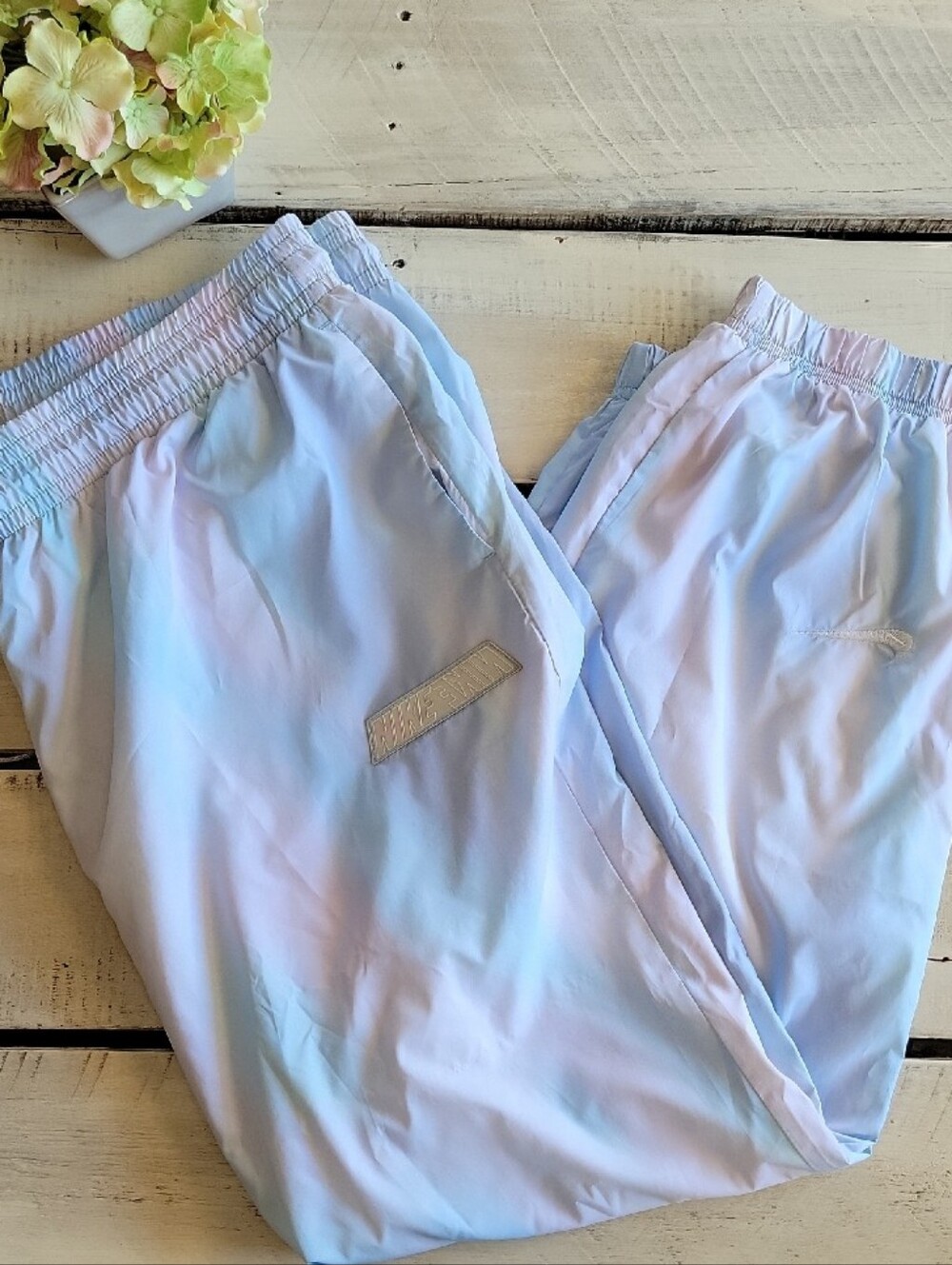 Nike Women’s Loose Fit Ghost Tie -Dye Lightweight Windbreaker Joggers Pants XL